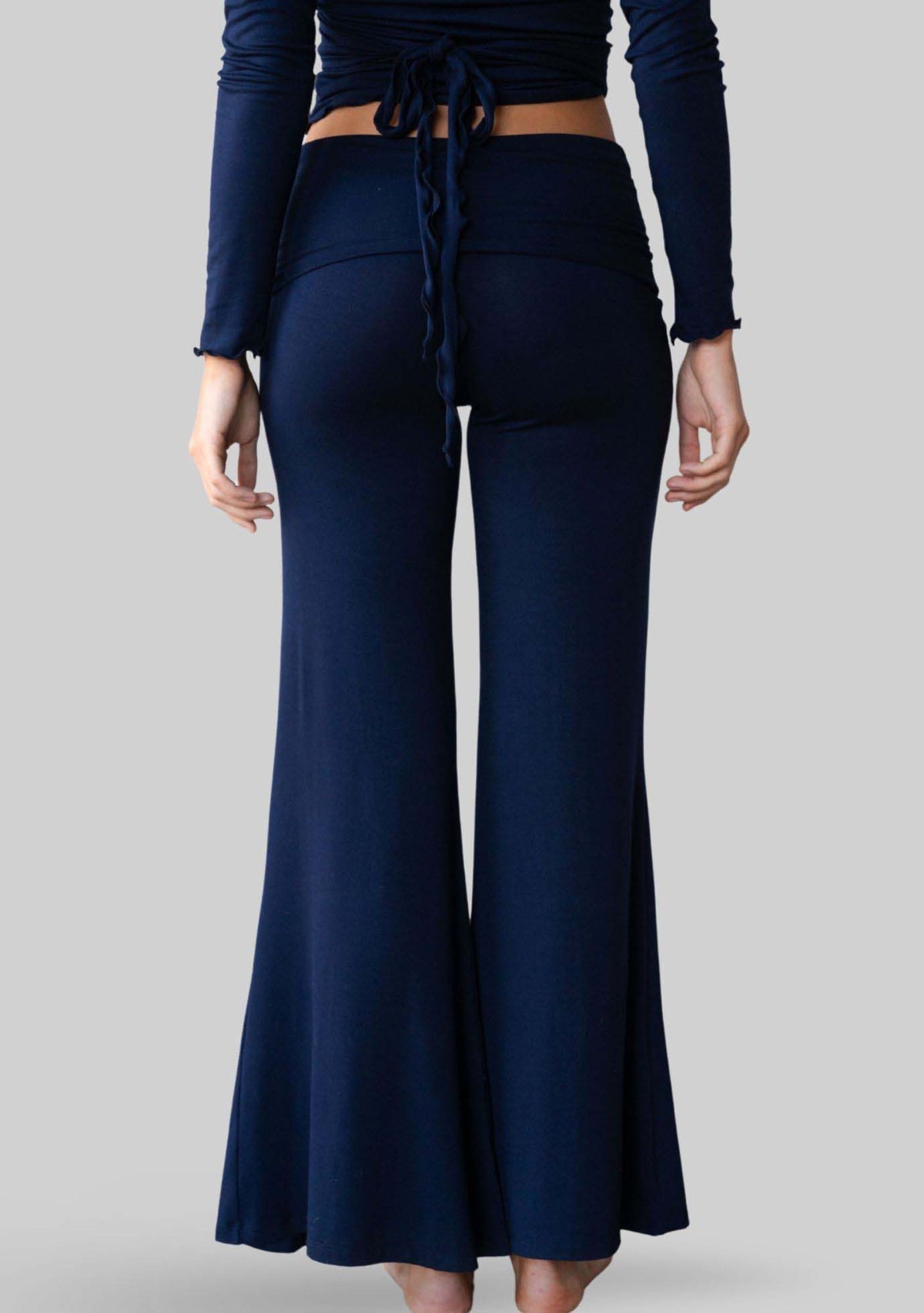Jala Chill Yoga Pant in Navy - side view
