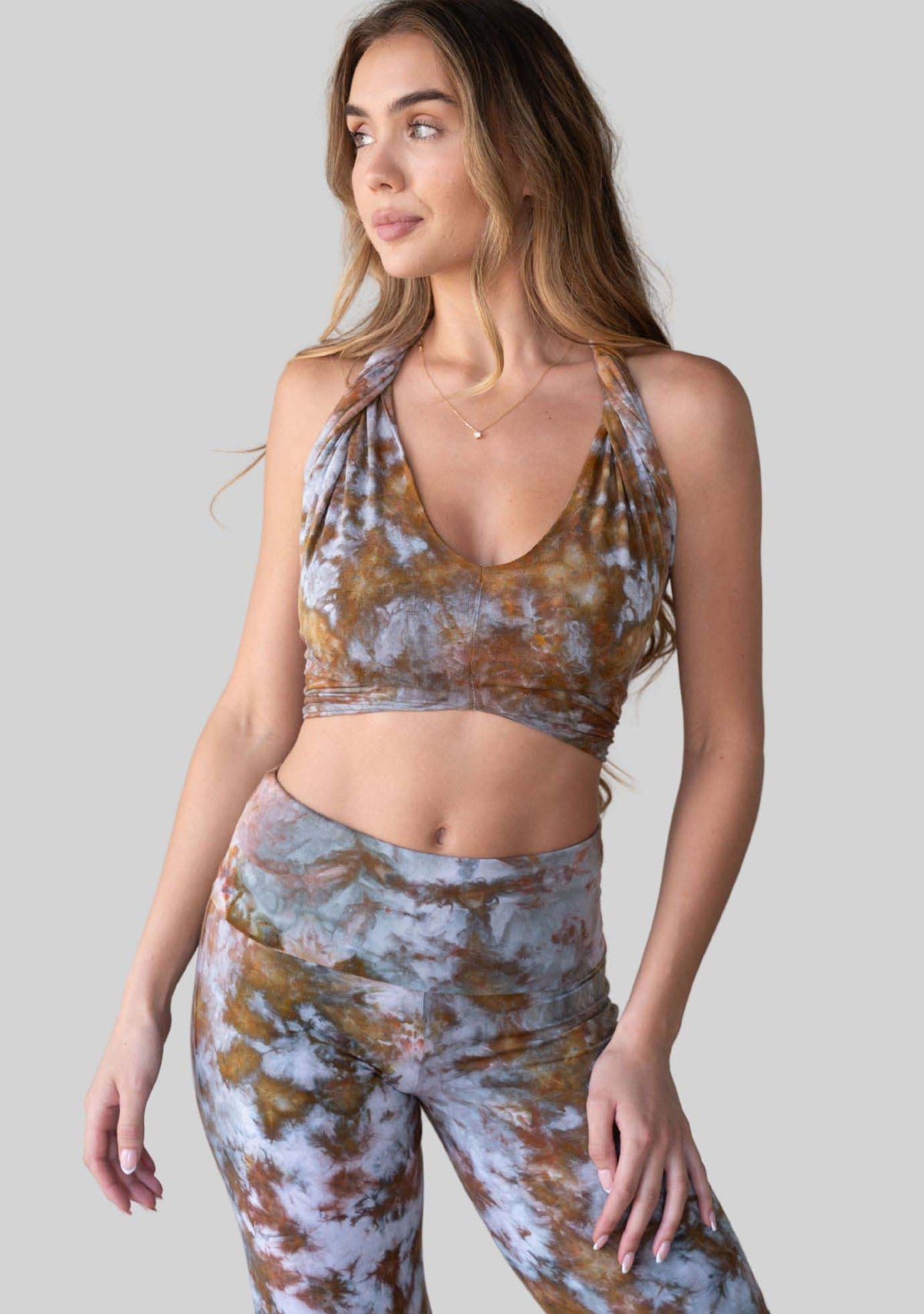 Jala Unwind Poncho in Terra - halter style. [label] Halter