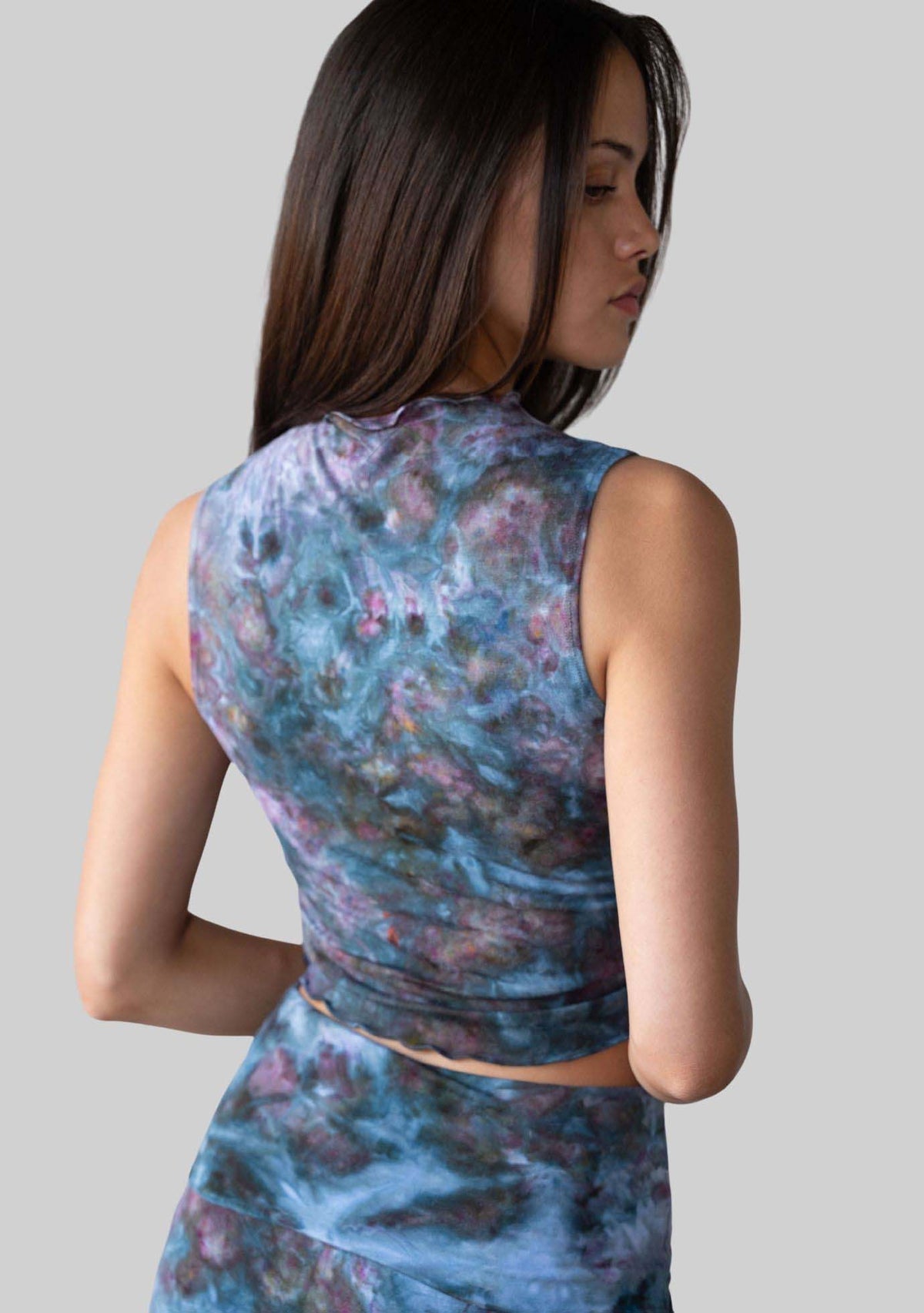 Jala Whisper Tank in Aurora - back view