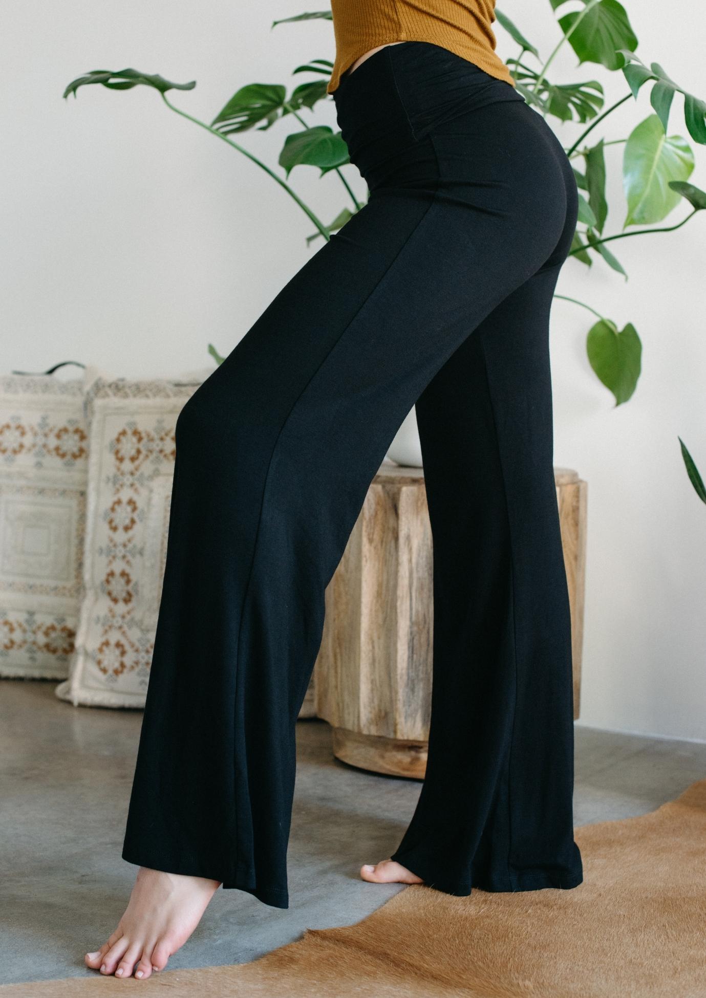 Jala Chill Yoga Pant in Black - model photo